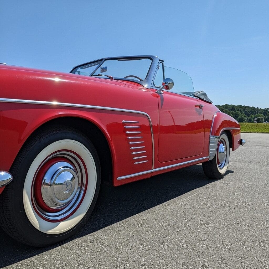 Kale Pomegranate & Butternut Squash Salad: A Registered Dietitian's Guide to Vibrant Winter Eating 4 Pomegranate Perfection: Deseeding Without the Mess